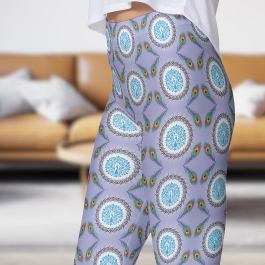 Stilvolles Blue Bell Peacock Feathers Pattern Leggings