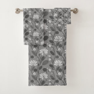 Stilvolles Blumenmuster auf Silbergrau Badhandtuch Set