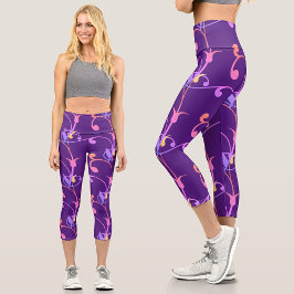 Stilvolles botanisches Muster Lila und rosa Capri Leggings