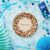 Stilvolles Brown-Giraffen-Druck-Monogramm und Name Pappteller (Party)
