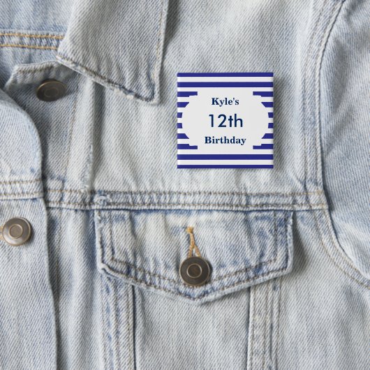 Stilvolles Button mit Namen und Alter (Beispiel)