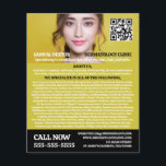 Stilvolles Dermatologe, Klinik für Dermatologie, Q Flyer<br><div class="desc">Stilvolle Dermatologin,  Dermatologieklinik,  QR Code-Werbe-Flyer vom Business Card Store.</div>