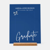 Stilvolles Foto Blue & White Graduate Acrylschild (Vorderseite)