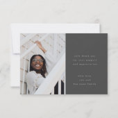 stilvolles Foto mit grau-schicker Note Dankeskarte (Rückseite)