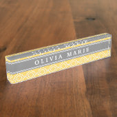 Stilvolles gelbes Quatrefolienmuster mit Namen Namensplakette (Seite)