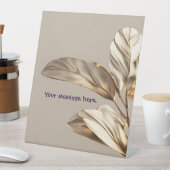 Stilvolles Gold Leaf Sockelschild (In Situ)