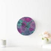 Stilvolles helles Muster der herrlichen Blumen Runde Wanduhr (Zuhause)