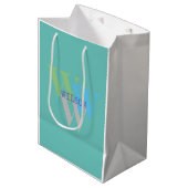 stilvolles INTIAL name monogramm minimal Mittlere Geschenktüte (Vorderseite Schrägansicht)