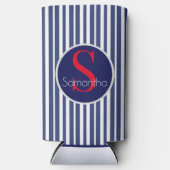 Stilvolles marineblau-rot gestreiftes Anfangsmonog Selters Dosenkühler (Vorderseite)