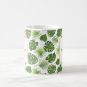 Stilvolles Muster für grüne tropische Blätter Kaffeetasse (Mittel)