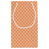 Stilvolles Orange Quatrefolienmonogramm mit Name Kleine Geschenktüte (Rückseite)