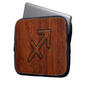 Stilvolles Sagittarius Zodiac-Zeichen im Mahagoni- Laptopschutzhülle (Vorderseite Links)