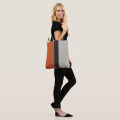 Stilvolles, silbergraues Navy Orange Red Stripe Mu Tasche (Am Model)