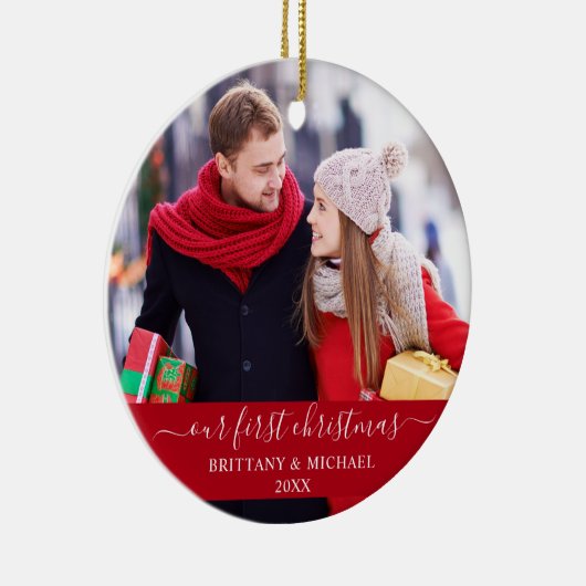 Stilvolles Skript Unser erstes Weihnachtspaar Rot Keramik Ornament (Rechts)