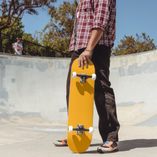 Stilvolles Vollorange-Skateboard perfekt für Trick Skateboard