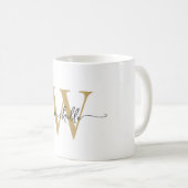 Stilvolles White and Gold Monogram Name Script Kaffeetasse (VorderseiteRechts)