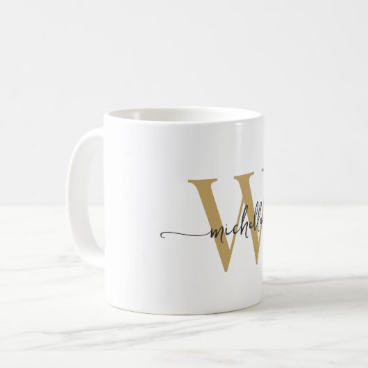 Stilvolles White and Gold Monogram Name Script Kaffeetasse (Vorderseite Links)