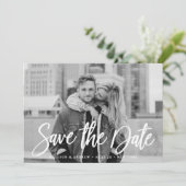 Stilvolles White Script-Foto Save the Date (Stehend Vorderseite)