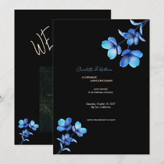 Stimmungsvolle schwarze und blaue Blumen-Elopement Einladung