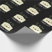 Stinkin Niedlich Funny Cheese Pun Dark BG Geschenkpapier (Ecke)