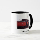 Stinktier-Zug Tasse (VorderseiteRechts)