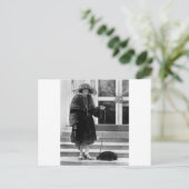 Stinky Date, 1922 Postkarte (Stehend Vorderseite)