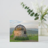 Stirling Scotland Beheading Stone Postkarte (Stehend Vorderseite)