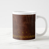 Stitched Leather Style Personalized Scholar Mug Jumbo-Tasse (Rechts)