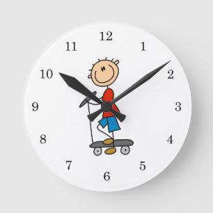 Stock-Figur-Junge auf Scooter Runde Wanduhr