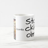 Stockholm Gamla Stan Typografie Kaffeetasse (Mittel)