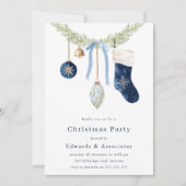 Stocking & Wreath Modern Blue Christmas Party Einladung (Vorderseite)