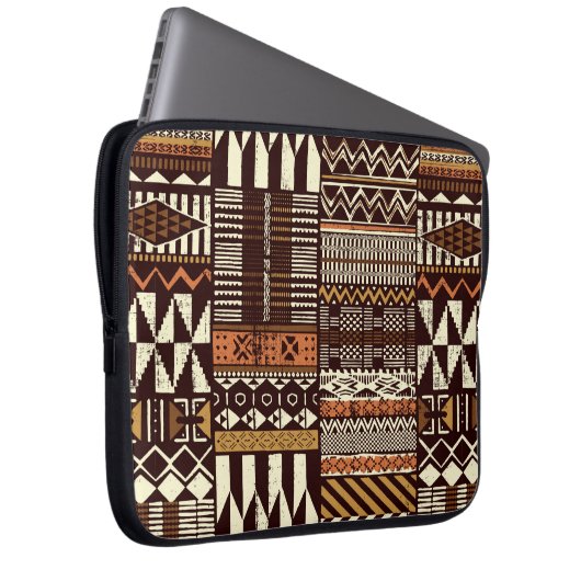 Stoffpatchwork im afrikanischen Stammesstil abstra Laptopschutzhülle (Vorne Rechts)