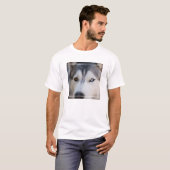 Stoiber Blick auf Alaskan Malamute T-Shirt (Vorne ganz)