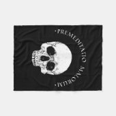Stoic Philosophy Prämeditatio Malorum Skull Stoici Fleecedecke (Vorderseite (Horizontal))