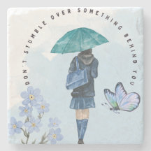 Stolpern Sie nicht über etwas hinter Ihnen