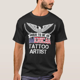 Stolz als amerikanischer Tattoo-Künstler  T-Shirt