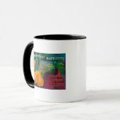 Stolz auf das Pear Crate LabelLocke, CA Tasse (Vorderseite Links)