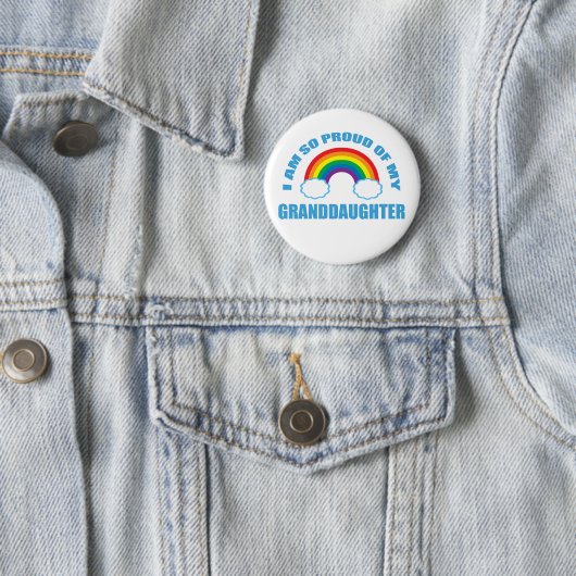 Stolz auf meine Enkeltochter Rainbow Grandeltern Button (Beispiel)