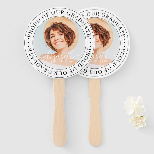 Stolz auf unser Graduate 20XX Modernes Abschluss F Fächer (Vorne und Hinten)