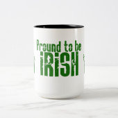 Stolz darauf, irisch zu sein zweifarbige tasse (Mittel)