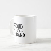 Stolz, ein Ehemann zu sein, minimalistischer typog Kaffeetasse (Vorderseite Links)