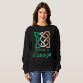 Stolz, ein Flanagan Celtic Knot St Patrick's Da zu Sweatshirt (Vorne ganz)