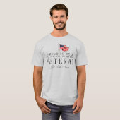 Stolz, ein US-Marineveteran zu sein T-Shirt (Vorne ganz)