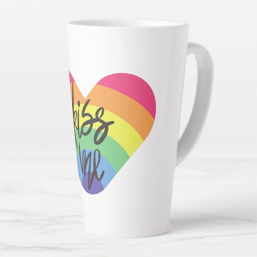 Stolz, küss mich. Liebe ist fair. Latte Tasse (Rechte Ecke)