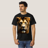 Stolz über das Löwenzeichen T-Shirt (Vorne ganz)