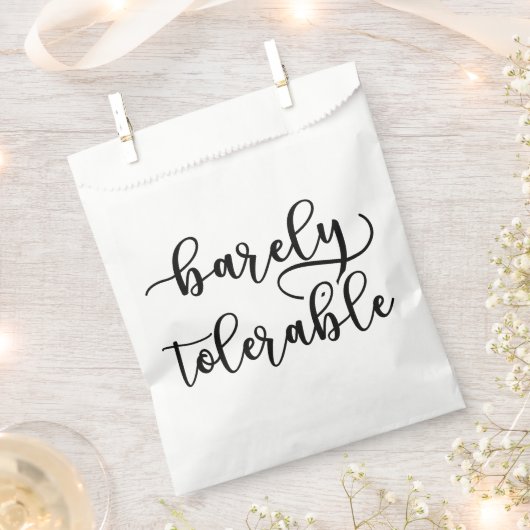 Stolz und Vorurteile - kaum tolerierbar I Geschenktütchen (Ausgeschnitten)