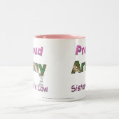 Stolze Armee-Schwägerin-Tasse Zweifarbige Tasse (Mittel)