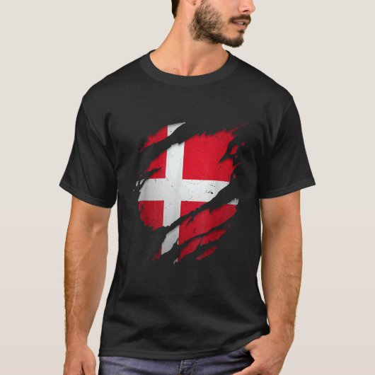 Stolze dänische Danmark Torn Ripped Denmark Flag T-Shirt (Vorderseite)