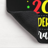 Stolze Dee-dee Cl Absolvent des Kindergartens 2026 Mousepad (Ecke)