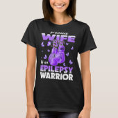 Stolze Ehefrau einer Epilepsie Warrior Epilepsie A T-Shirt (Vorderseite)